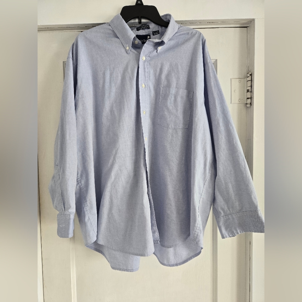 Stanley Blacker Men's Classic Button Up Shirt